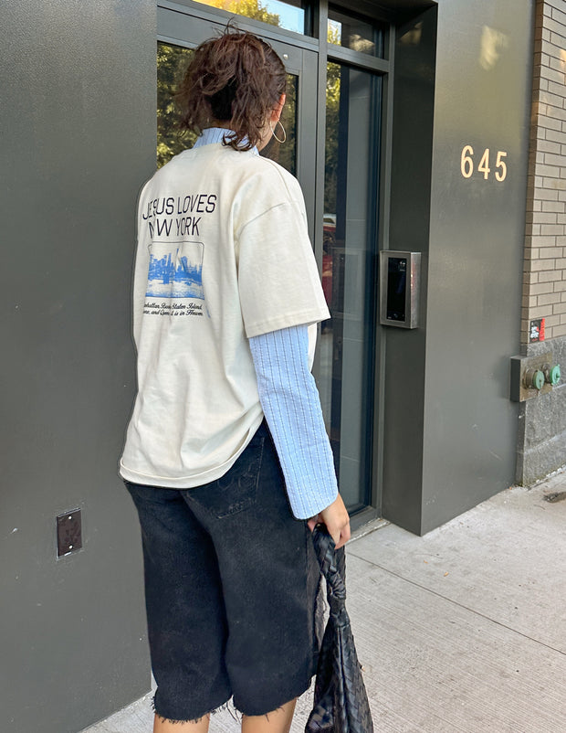 Jesus Loves New York Heavyweight Tee Christian Premium T-Shirt