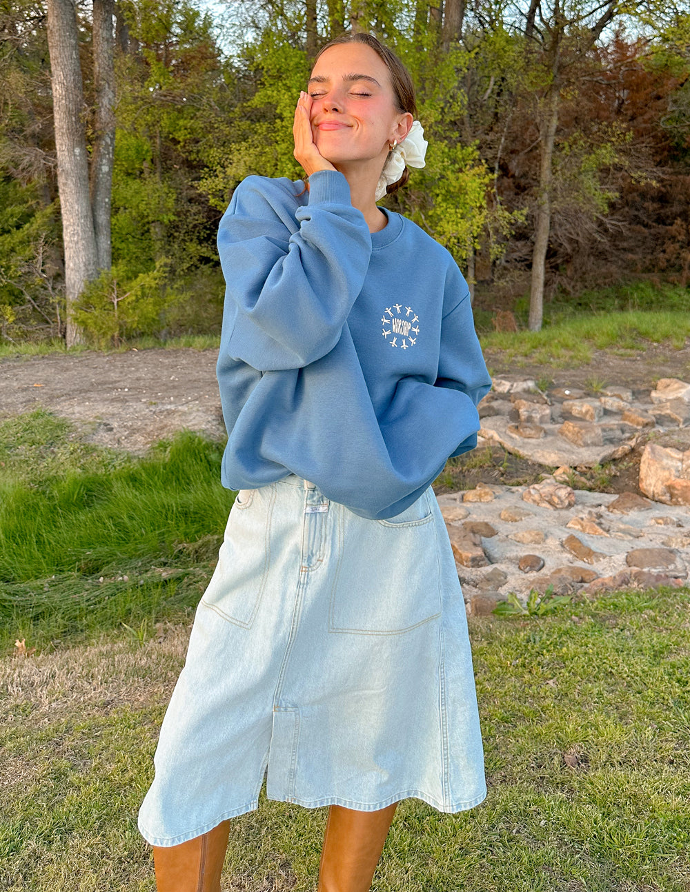 Made to Worship Crewneck main image 0